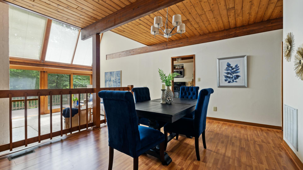 KészTető gerenda KészTető gerenda